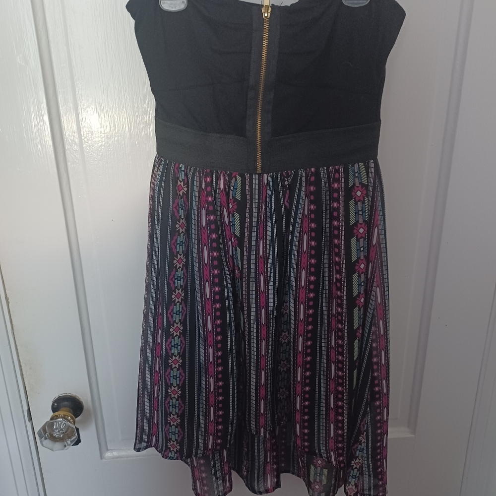 Timing black fuchsia pattern strapless dress  size small